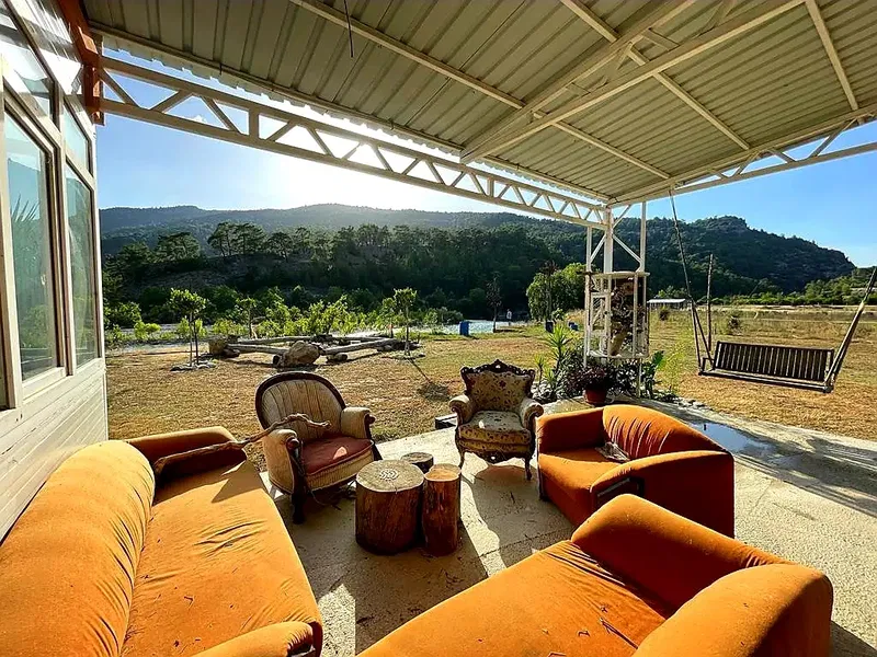 Jacaranda Lodge . Cabins & Campground - Photo 6