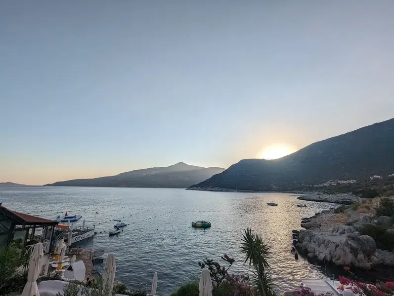 Kalamar Beach Club - Photo 7