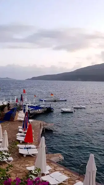 Kalamar Beach Club - Photo 8