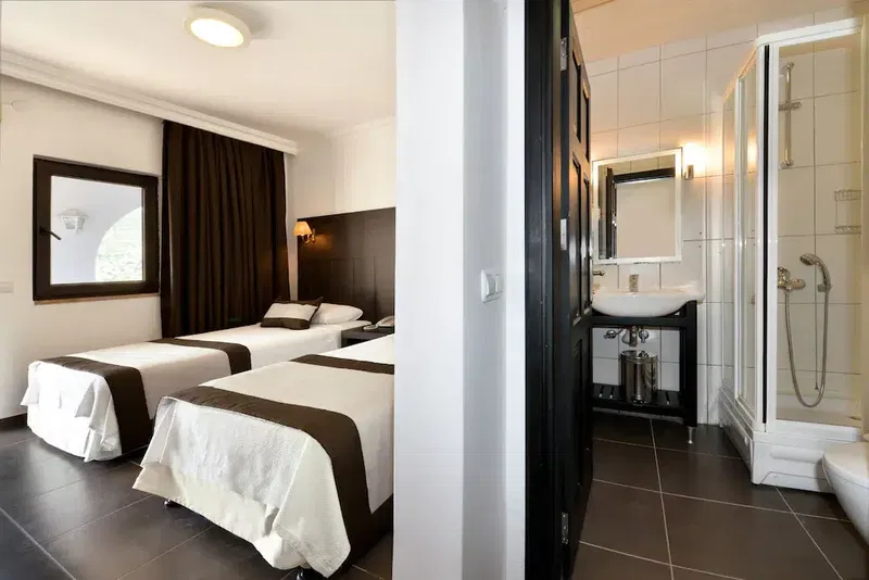 Kalamar Hotel - Photo 3