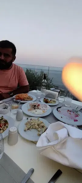 Kalamar Restaurant - Photo 9