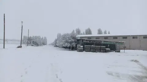 Kalfalar Tavuk Çiftliği - Photo 2