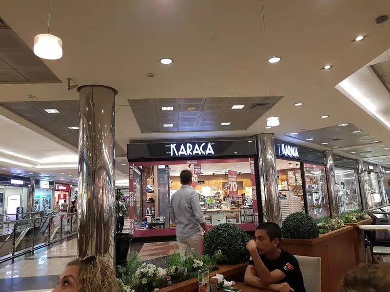 Karaca - Photo 5