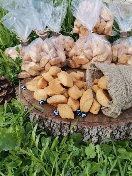 Karamela Unlu Mamülleri̇&Pastahane - Photo 6