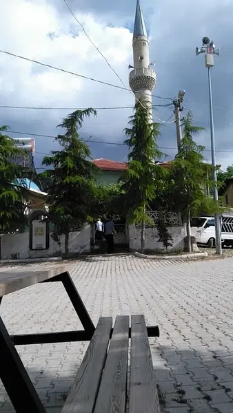 Karamık Camii - Photo 4