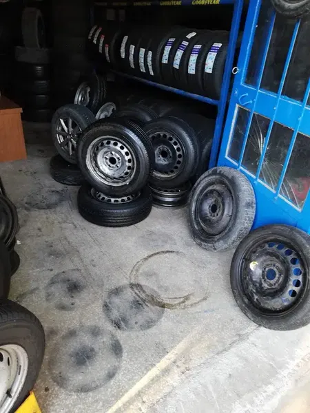 Karamıklı Oto Lastik - Photo 6