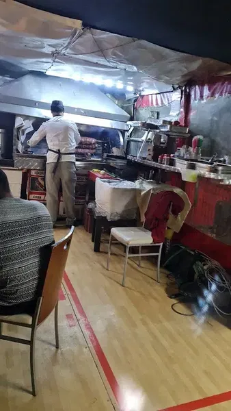 Kardeşler Kokoreç - Photo 6