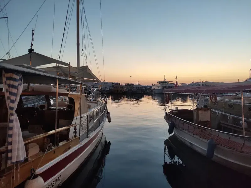 Kaş - Photo 3