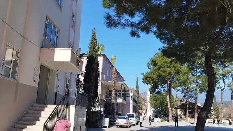 Kas Kasaba Sehit Yusuf Polat Yatili Ilkogretim Okulu - Photo 2