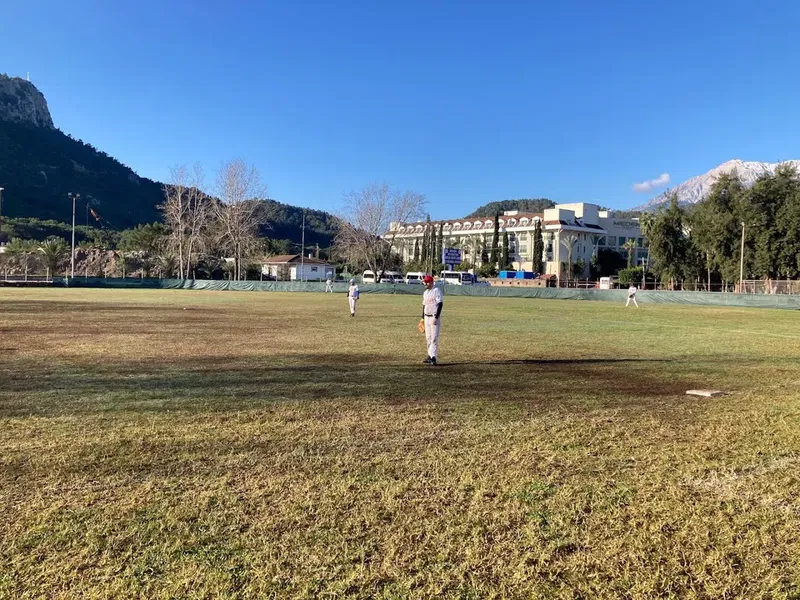 Kemer Baseball sahası - Photo 3