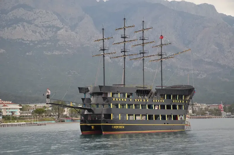 Kemer Pi̇rate Boat Tour - Photo 1
