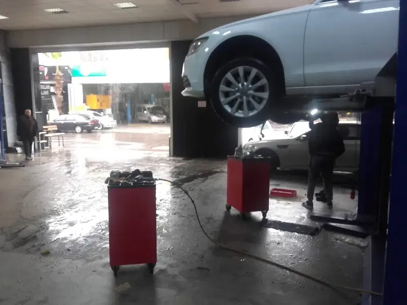 Kivircik Oto Di̇reksi̇yon Servi̇si̇ - Photo 4