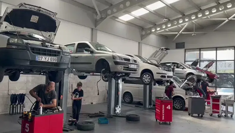 Kivircik Oto Di̇reksi̇yon Servi̇si̇ - Photo 7