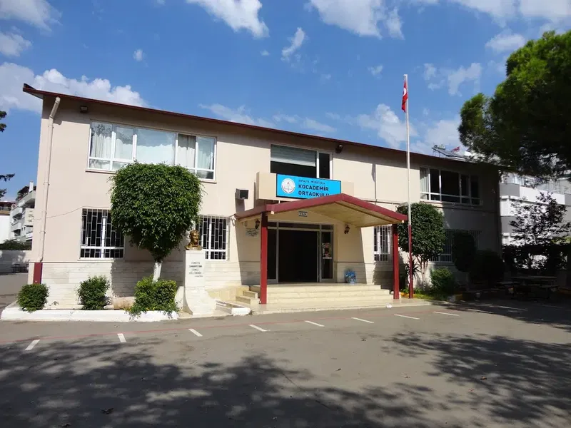 Kocadem Secondary School - Photo 4