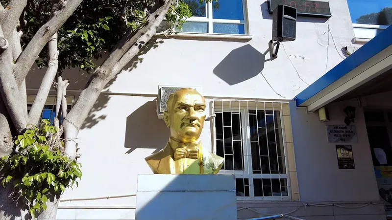 Kocadem Secondary School - Photo 10