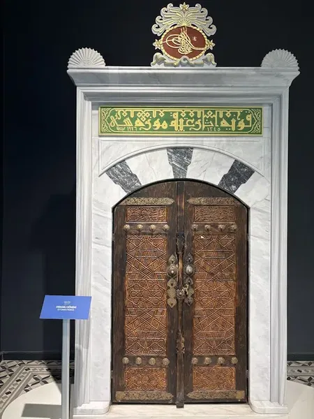 Konya Büyükşehir Belediyesi Taş Bina - Photo 4