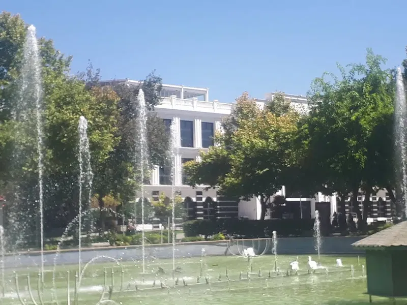 Konya İl Halk Kütüphanesi - Photo 10