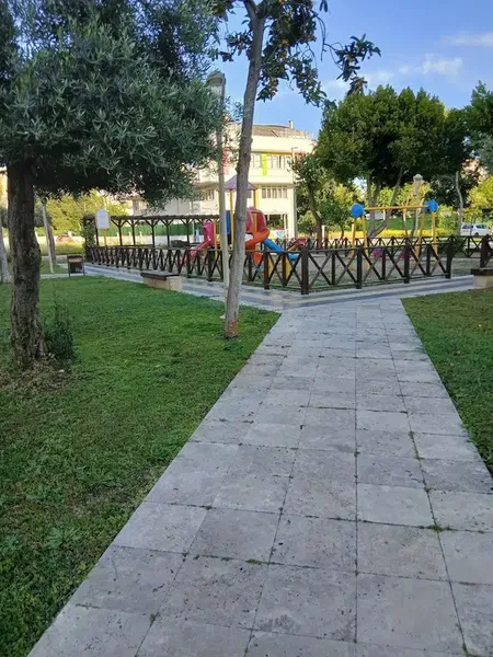 Konyaaltı Belediye Parkı - Photo 3
