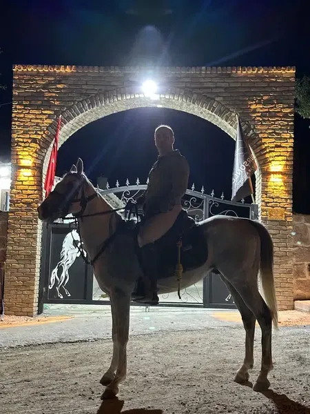 Kurşunlu Kask at çiftliği ve kafe - Photo 8