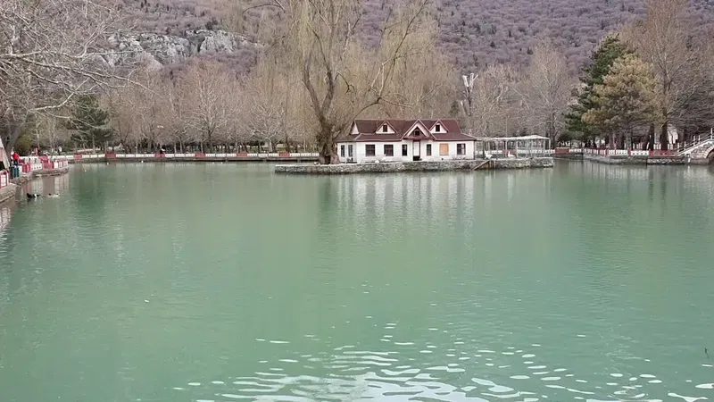 Kuğulu Tabiat Parkı - Photo 2