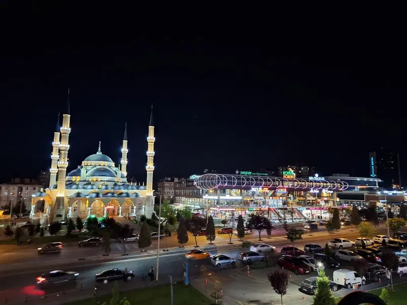 Köfteci Yusuf - Kıvılcım Bulvar AVM Şubesi - Photo 5