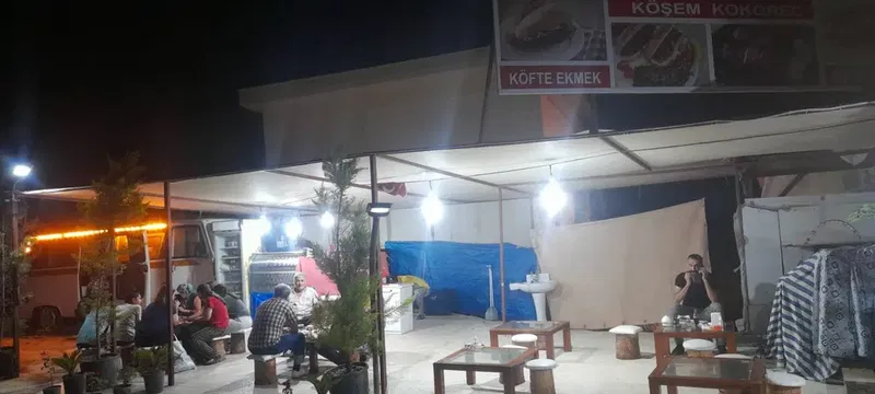 Köşem Kokoreç - Photo 4