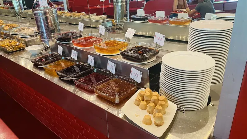 Kırmızı Restaurant - Photo 4