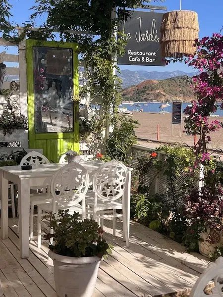 Le Jardin cafe - Photo 5