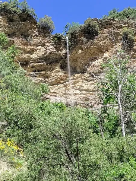 Leylenbi̇t Waterfall - Photo 3