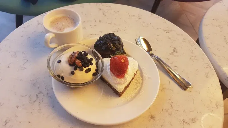 Limak Limra Patisserie - Photo 9