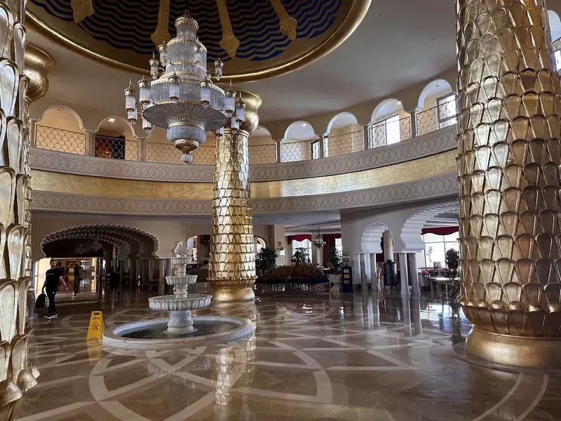 Lobby - Photo 3