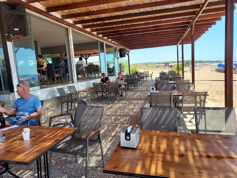 Lowe hotel beach - Photo 2