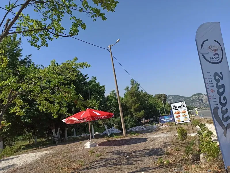 Lucas cafe&bistro - Photo 10