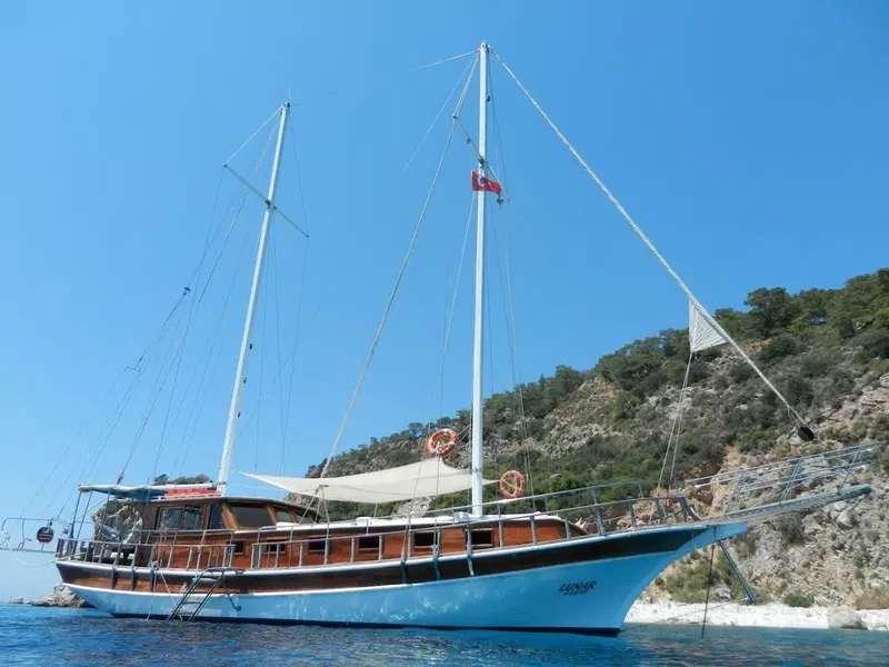 Lunar Gulet - Photo 1