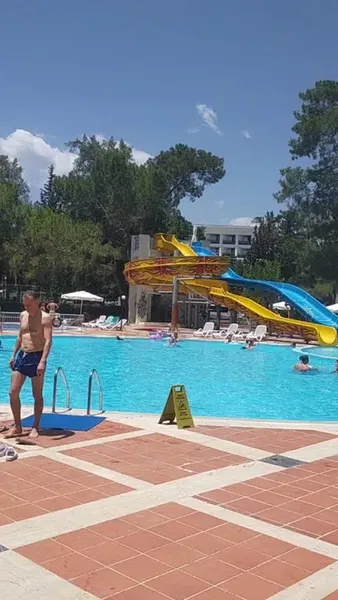 Meder Aquapark - Photo 2