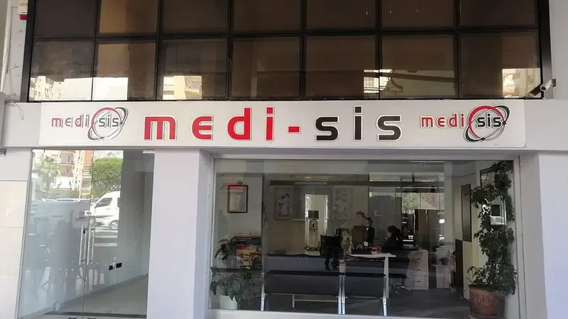 Medi - Sis - Photo 9