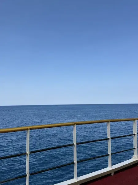 Mega Star Yacht Tours - Photo 7