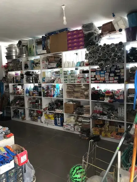 Merde Ticaret Boya Hırdavat Züccaciye Temizlik Malzemesi - Photo 5