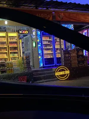 Metin market