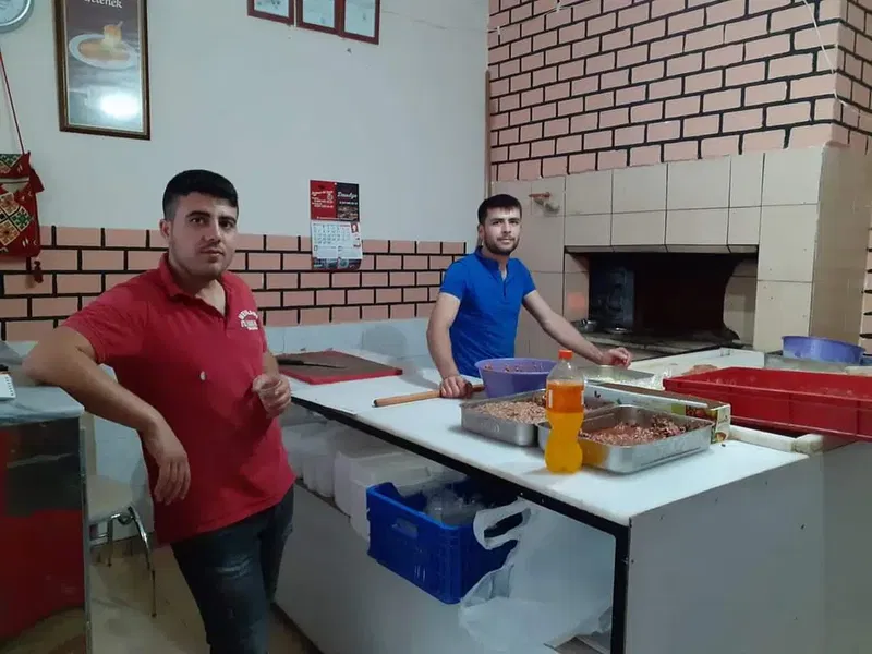 Mevlana Etli Ekmek Pide Salonu - Photo 5