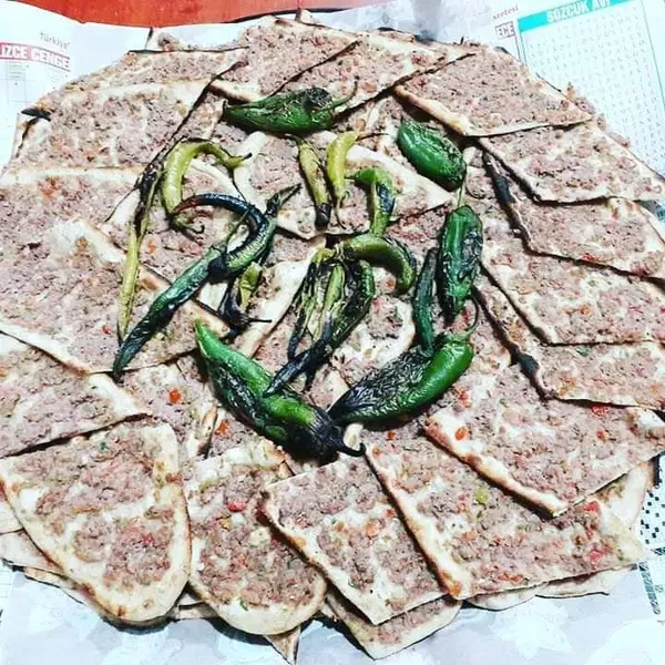 Mevlana Etli Ekmek Pide Salonu - Photo 8