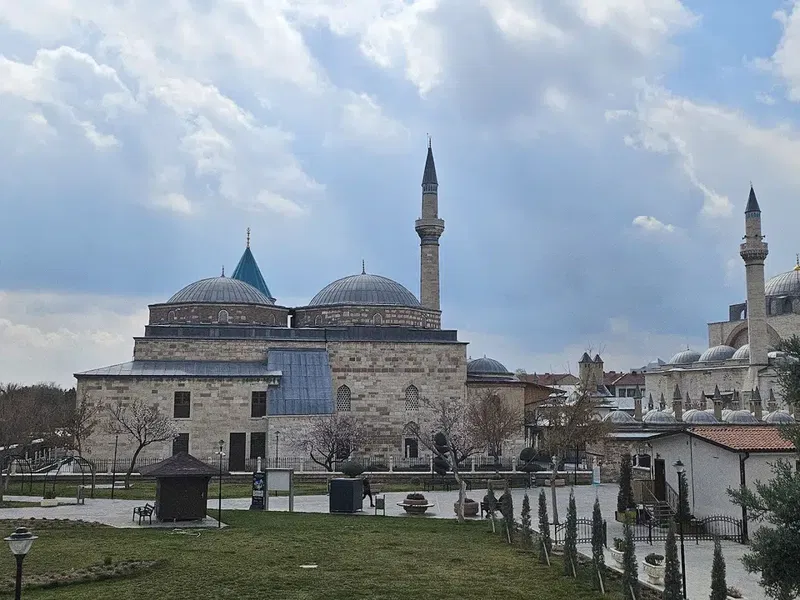 Mevlana Müzesi - Photo 9