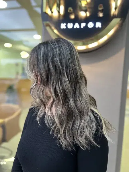 M.E.Y Kuaför / Döşemealtı - Photo 4