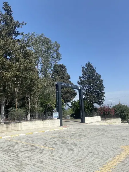 Mezarlık - Photo 2