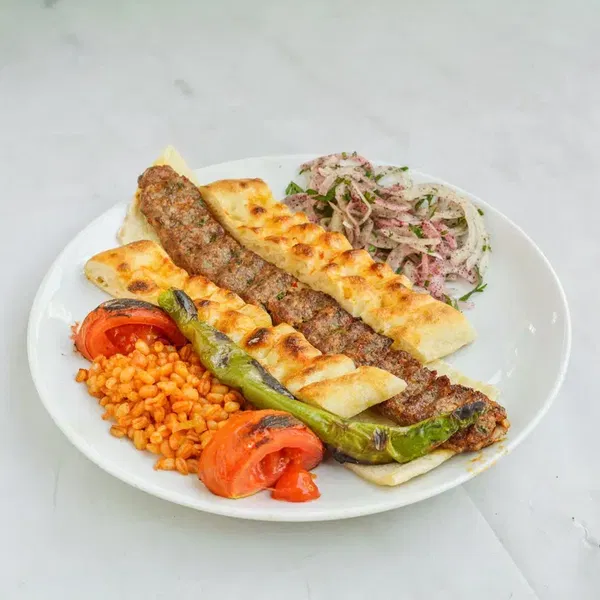 Meşhur Kebapçı Şahin Usta Ciğer Ve Kebap Evi - Photo 4