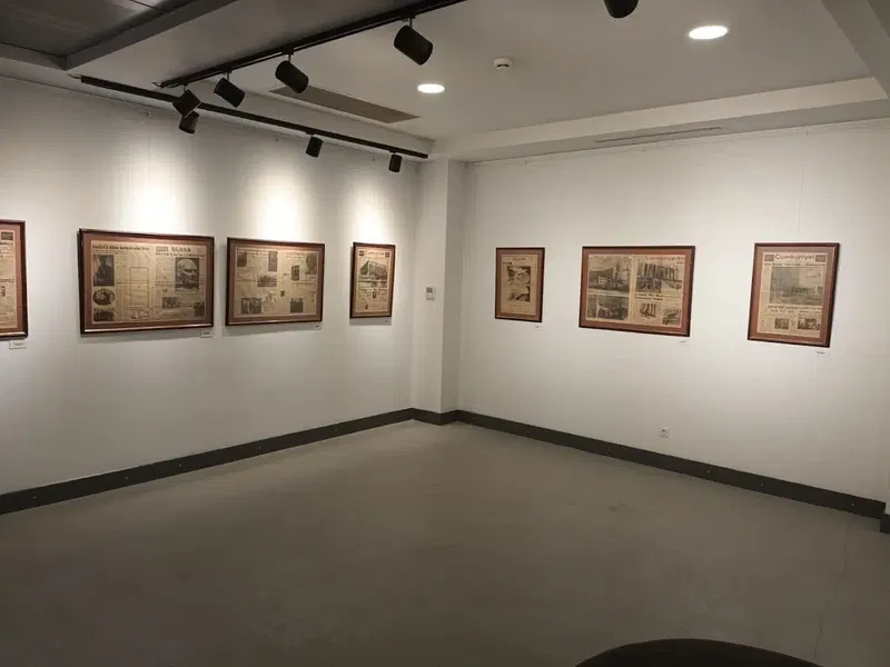 Modern Sanatlar Galerisi - Photo 3