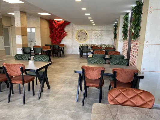Mola restaurant