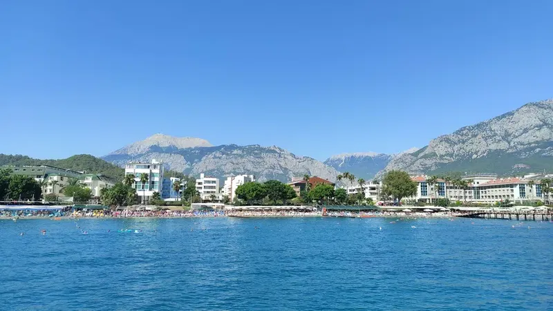 Monster yacht tour - Photo 5