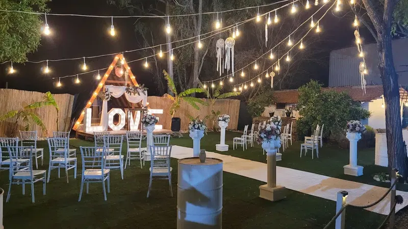 Moonlight Garden Wedding - Photo 5