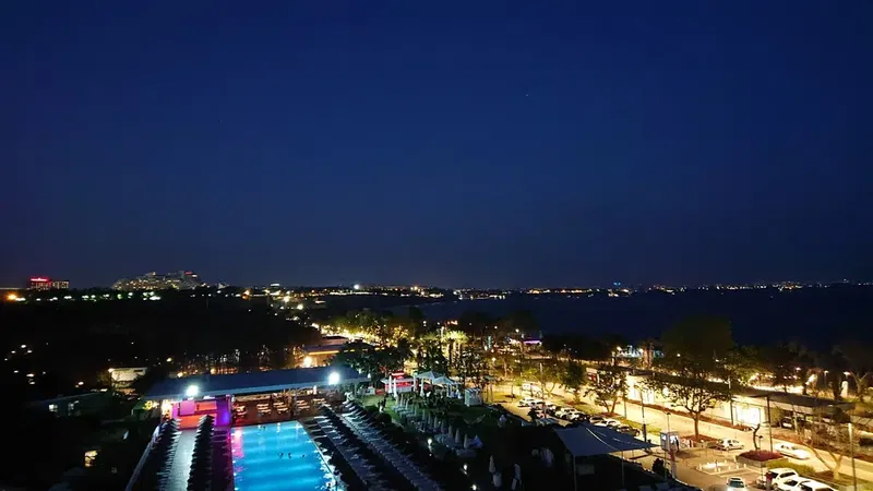 Moonlight Resstaurant - Photo 6